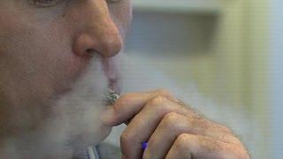 Experts at e-cigarette summit ponder need for regulation