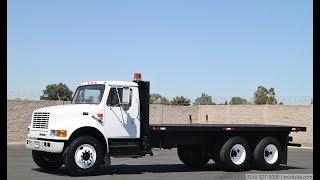 1996 International 4900 20' Flatbed Truck