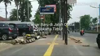 Trotoar Baru di Jalan Otto Iskandar Dinata, Jakarta Timur