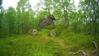 Ukko Äijih - saaren seitakivi, Inari