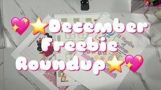 ⭐️December Freebie Roundup⭐️ #Freebies #savingschallenges #savingmoney #giveaway