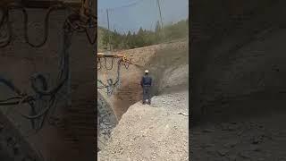 Robotic shotcrete machine spraying working video 1