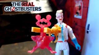 HASBRO The Real Ghostbusters Fright Features Egon Spengler Figure Review