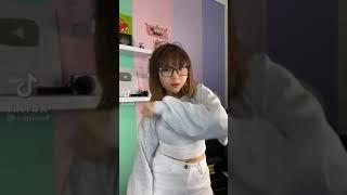 TIKTOK SARAH VILOID TT GEDE BANGET AHH AHH AHH