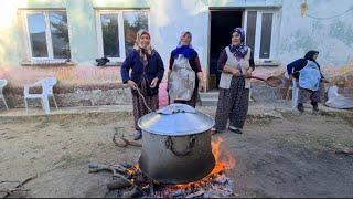 KENDİ KÖYÜMÜZDE GELENEK GÖRENEK ADETLERİMİZ | İMECE USÜLÜ DÜĞÜN YEMEĞİ | MELİKE & HÜSEYİN’İN DÜĞÜNÜ