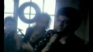 (1993) Gong 2000 -  Menanti Kejujuran  (Music video)