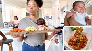Jaelyn Is No Longer A Vegetarian | Making Honey Chili Chicken