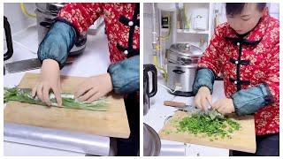This makes cutting leeks effortless!