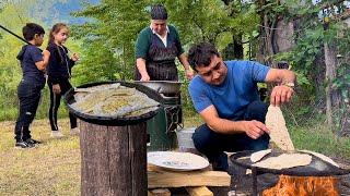 COOKING TRADITIONAL AZERBAIJANI MEAT QUTAB FROM THE MAGICAL HANDS OF GRANDMA NAILA | CURRANT JAM