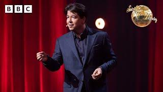 Michael McIntyre's awkward public toilet encounter🫣 - BBC