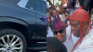 GOV ADEMOLA ADELEKE SURPRISED OONI OF IFE WITH BRAND NEW ESCALADE JEEP AT HIS 50TH BIRTHDAY