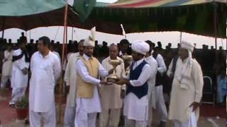 Neza Bazi 2011Syed Usman ul Mujtaba taking trophy Khanewal Sultani Awan Club-26.MPG