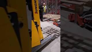 Продержался месяц на работе монтажником ? #работа #завод #склад
