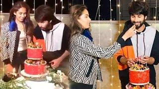 Shahid Kapoor's SURPRISE BIRTHDAY Party From Wife Mira & Father Pankaj Kapoor while shooting Jersey