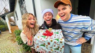 Overrasker kendte YouTubers med gaver