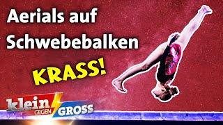 Wer schafft mehr freie Räder auf dem Schwebebalken? Alicia vs. Pauline Schäfer | Klein gegen Groß