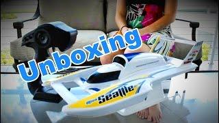 AquaCraft Miss Seattle Brushless RC Boat Unboxing and First Impressions - TheRcSaylors