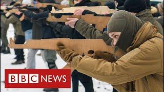 Ukraine’s vulnerable port city of Mariupol prepares for feared invasion - BBC News