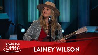 Lainey Wilson – "Things A Man Oughta Know" | Live at the Grand Ole Opry