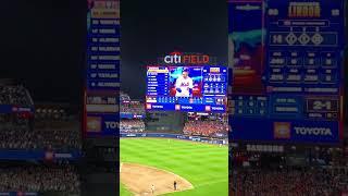 Francisco Lindor grand slam at Citi Field. 4-1 Mets over the Phillies in the 7th inning.