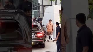 Akash Ambani Visits Sister Isha Ambani Home Throwback