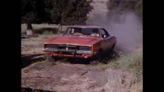 The Dukes of Hazzard: General Lee barn jump