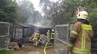 Starke Rauchentwicklung | Zwei Verletzte Feuerwehrleute | Feuer in St. Tönis