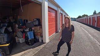 I Bought Women's Abandoned Storage Locker at Auction