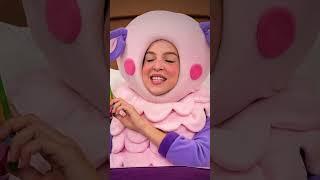 Baa Baa Reads Dinosaur Stomp | Mother Goose Club Nursery Rhymes