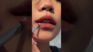 makeup tutorial lips #shorts