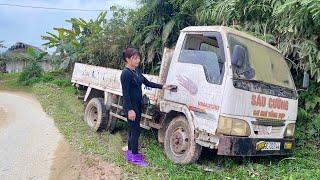 The mechanic fixed the abandoned car on the side of the road and it took hours to pull it out.