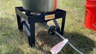 GasOne Square Heavy Duty Single Burner Outdoor Propane Stove In Action