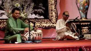 Pyar Bhare (in raag Kafi) - Pt. Prabhakar Dhakde & Sandesh Popatkar