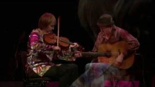 Liz Carroll & John Doyle: Fiddle & Guitar, Christmas Celtic Sojourn 2009 [HD]