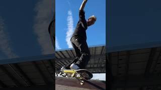 So much heat  June Cate  Drew Flores #CouchCurbs #CurbWarz