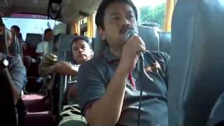 Brisma Sing a Song on running Bus