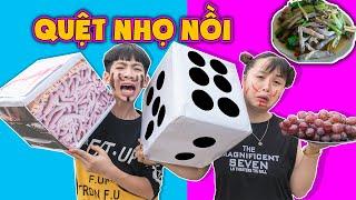 Trò Chơi Đổ Xí Ngầu Khổng Lồ Ăn Đồ Ăn Kinh Dị - Ai Sẽ Ăn Giun  KN CHENO Chị Hằng