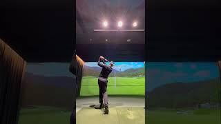 옆면에서 봐야 문제가 많이 보입니다 #골프 #골프레슨 #골프스윙 #쇼츠 #golfer #shorts #driver #분당골프레슨 #판교골프레슨 [황준우 프로]
