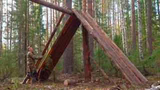 BUILDING A LARGE LOG CABIN ALONE. 4 DAYS IN THE WILD FOREST.