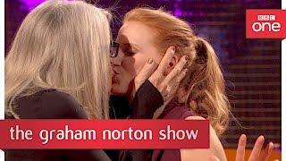 Diane Keaton kisses Kevin Bacon and Jessica Chastain - The Graham Norton Show 2017: Preview - BBC