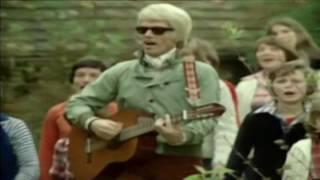 Heino - Vom Barette schwankt die Feder 1974