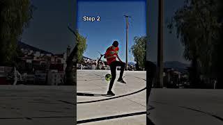 Crazy Akka tutorial #footballskills #soccerskills #artsoccer #coaching #football  #viralshort