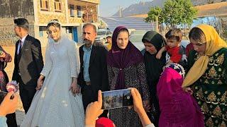 A beautiful wedding celebration in Iran. Get to know Iranian wedding customs.