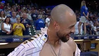 Brewers' Perkins after walk-off hit in 10th to beat Pirates