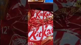 Have a break have a kitkat #mini #shorts || Ysai Vlogs