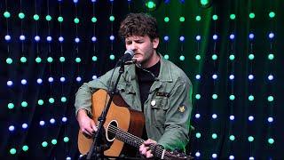 Hugh Ellis Bennett Performs Some Relaxing Folk Tunes On The Mid-South Audio Stage