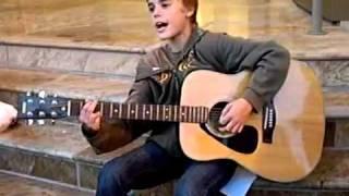 Kidrauhl - Justin Bieber at 13 in Stratford Ontario