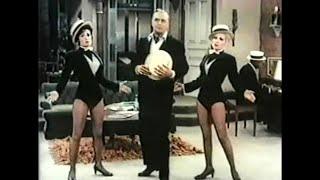 He & She (1967-1968) - Episode 17: 45 Midgets from Broadway