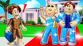 ROBLOX Brookhaven RP: Adopted by FAMOUS Family | Gwen Gaming Roblox