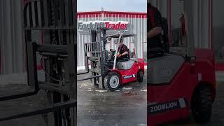 ZOOMLION FD30 DIESEL 6500LB PNEUMATIC TIRE FORKLIFT